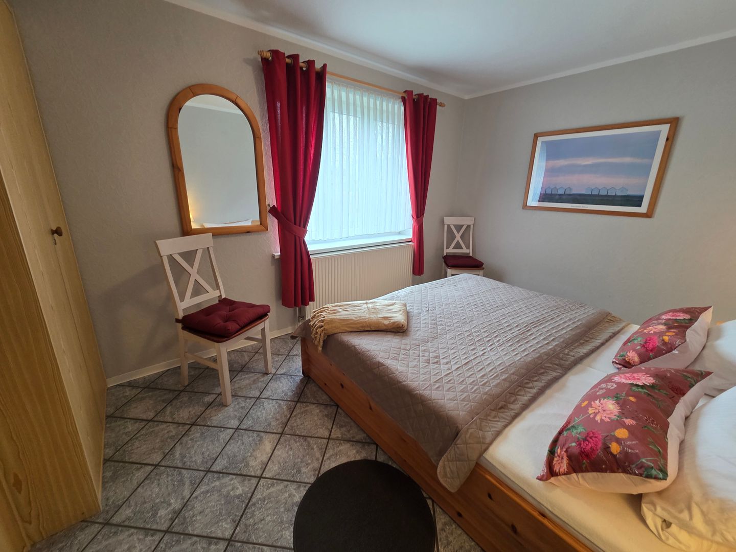 Haus Friesenglück Whg. Seepferdchen Alkersum - Schlafzimmer