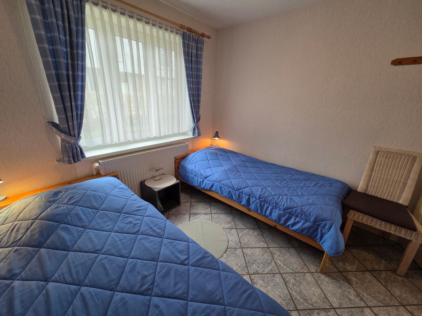 Haus Friesenglück Whg. Seepferdchen Alkersum - Schlafzimmer