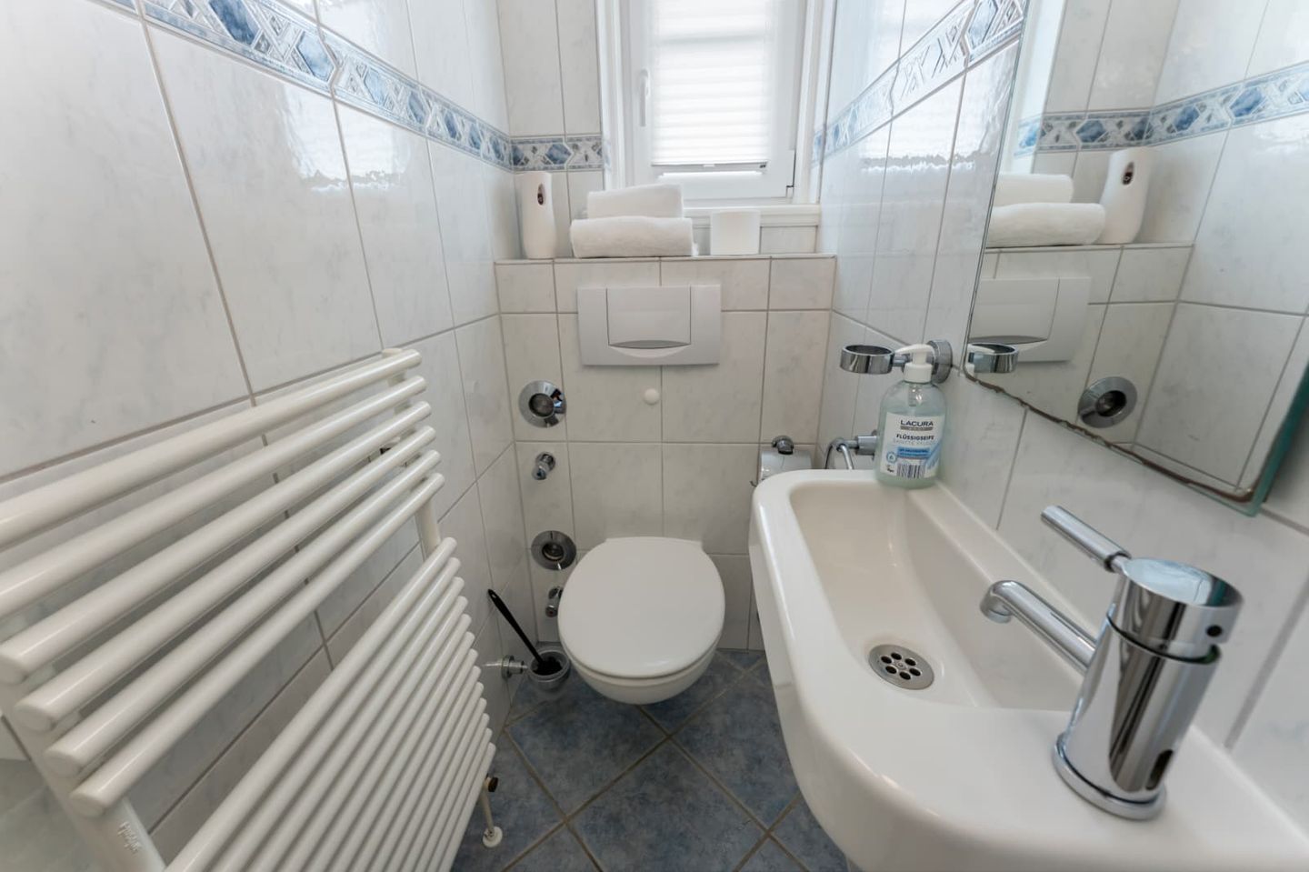  Sturmfried Nr. 04  B.-Bleeg-Str. 27 E Wenningstedt - 