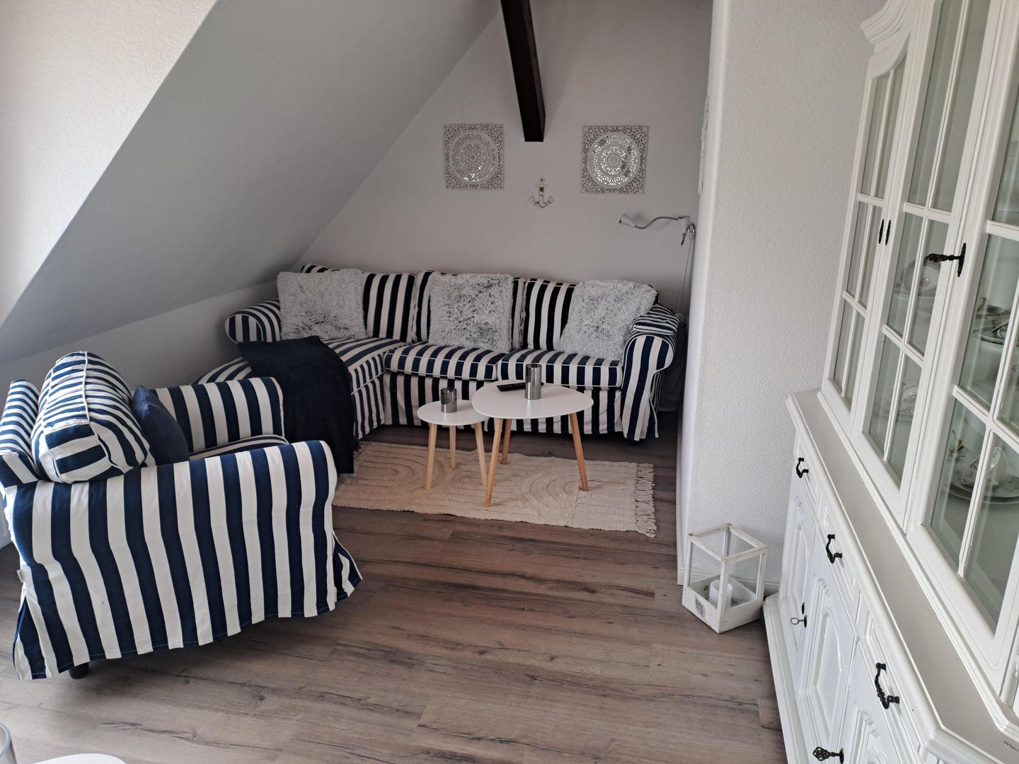 Haus Dorfschmiede Whg. Ankerplatz Alkersum - Wohnzimmer