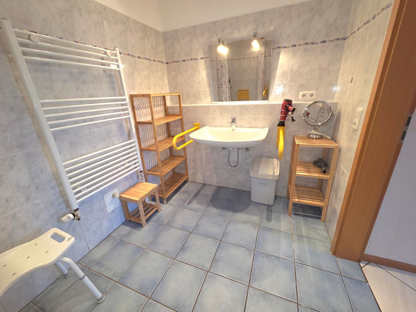 Haus Ekke Nekkepenn II, Whg. D1 Wyk auf Föhr - Badezimmer