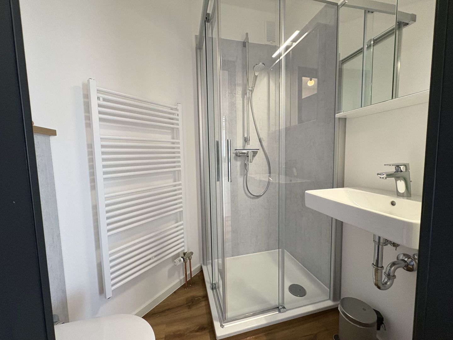  Strandhotel - 19 "Sardinenbüchse" Dahme - Badezimmer