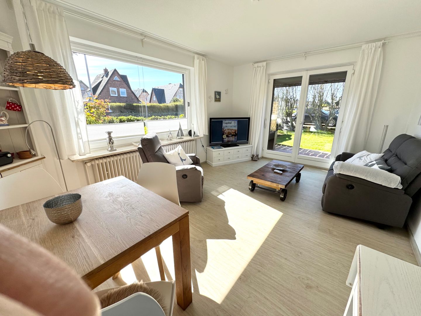  Sonnenschein - Westerlandstr. 16, App. 2 Wenningstedt - Wohnzimmer