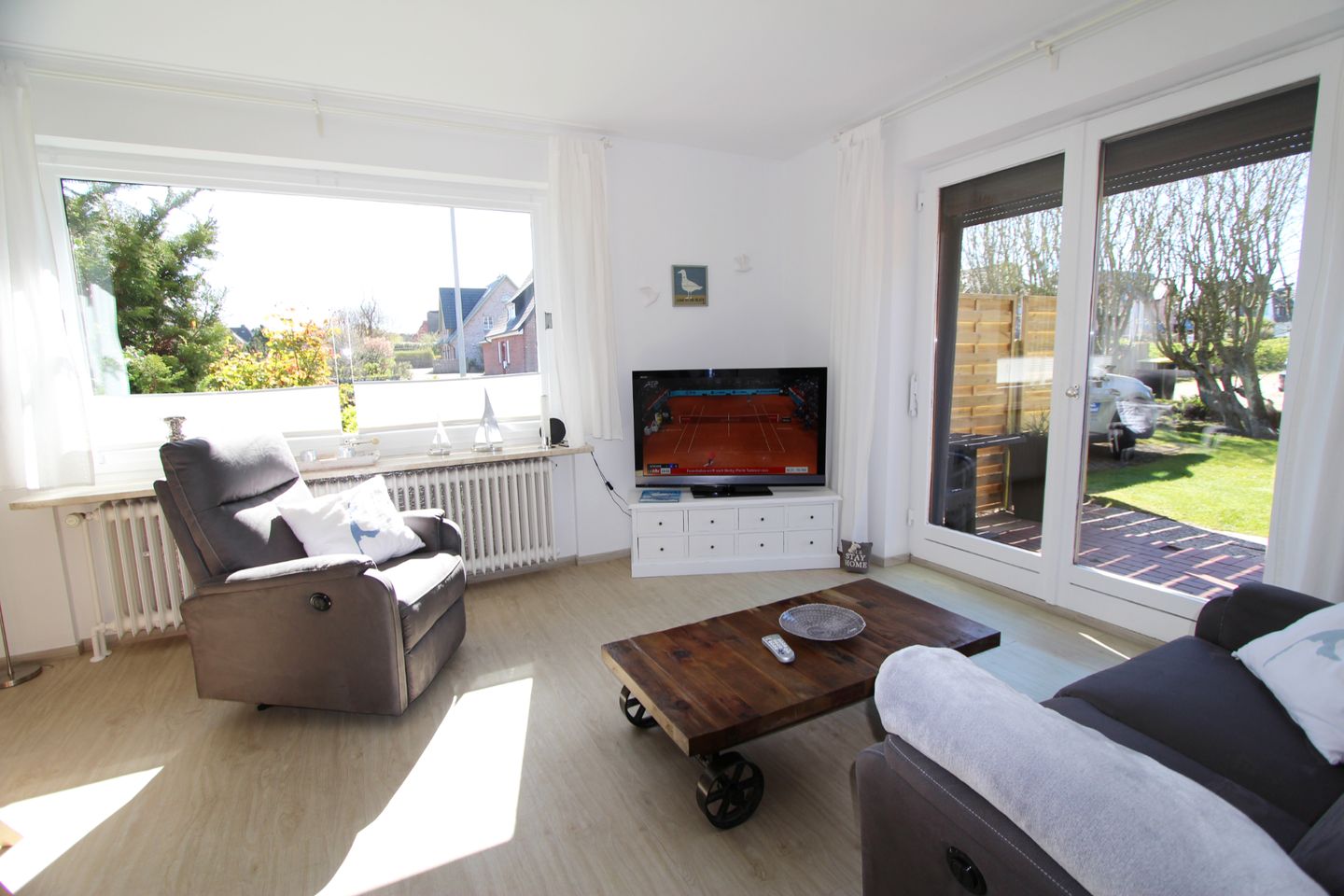  Sonnenschein - Westerlandstr. 16, App. 2 Wenningstedt - Wohnzimmer