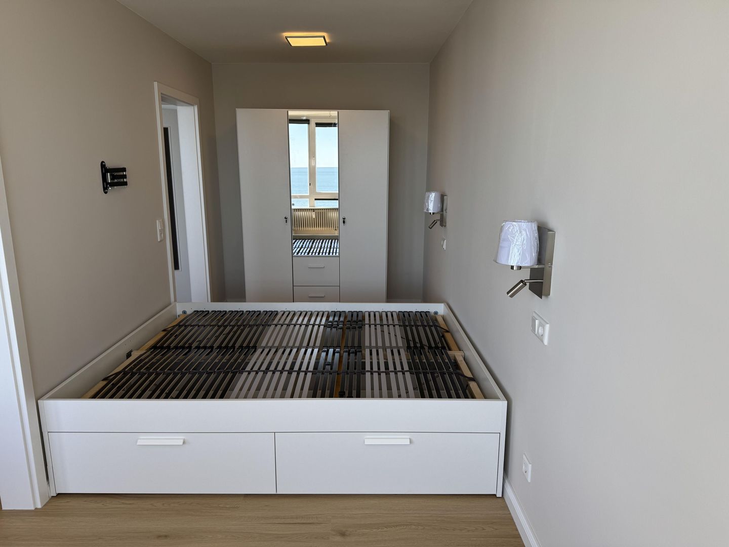  Al Mare List Al Mare - 