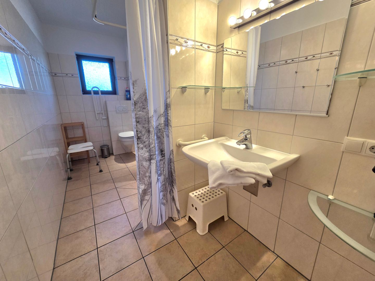 Haus Ekke Nekkepenn II, Whg. D2 Wyk auf Föhr - Badezimmer