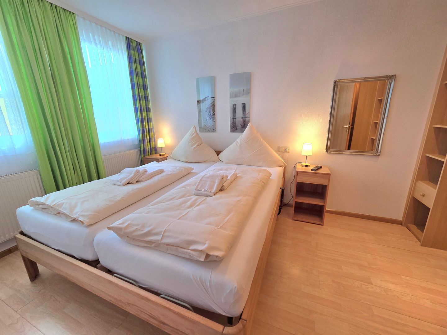 Haus Ekke Nekkepenn II, Whg. D1 Wyk auf Föhr - Schlafzimmer