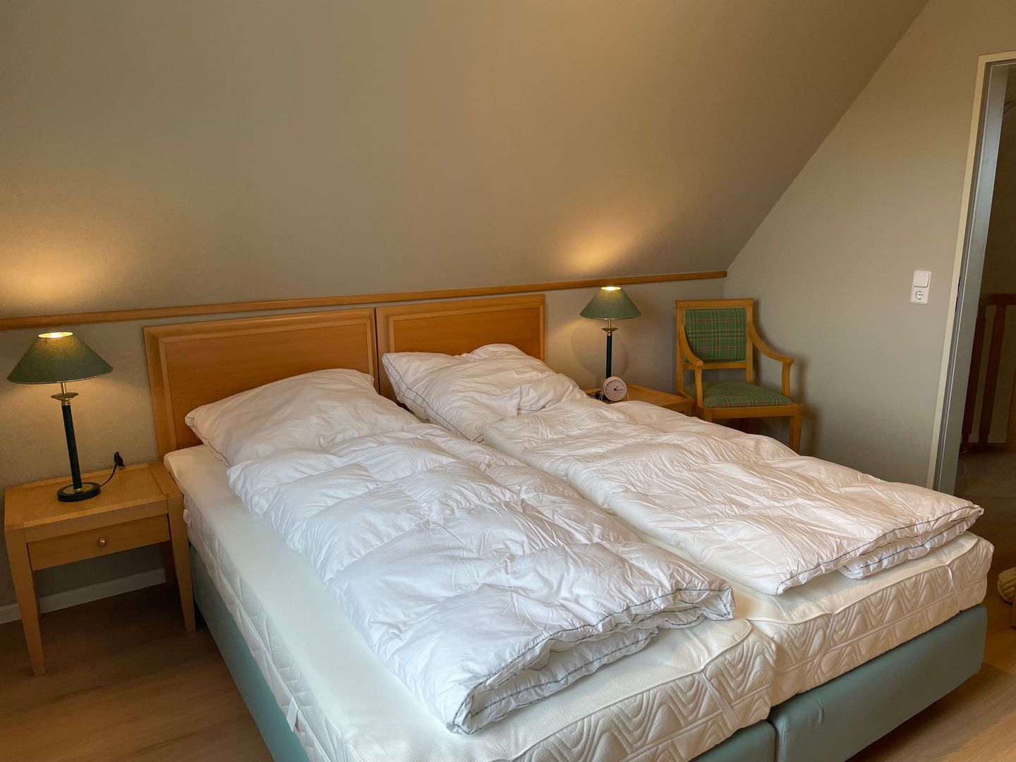 Hus Inselkieker Hus Inselkieker 217 Schillig - Schlafzimmer mit Doppelbett im sihi2-17, Mellumweg 6b, Hus Inselkieker in Schillig