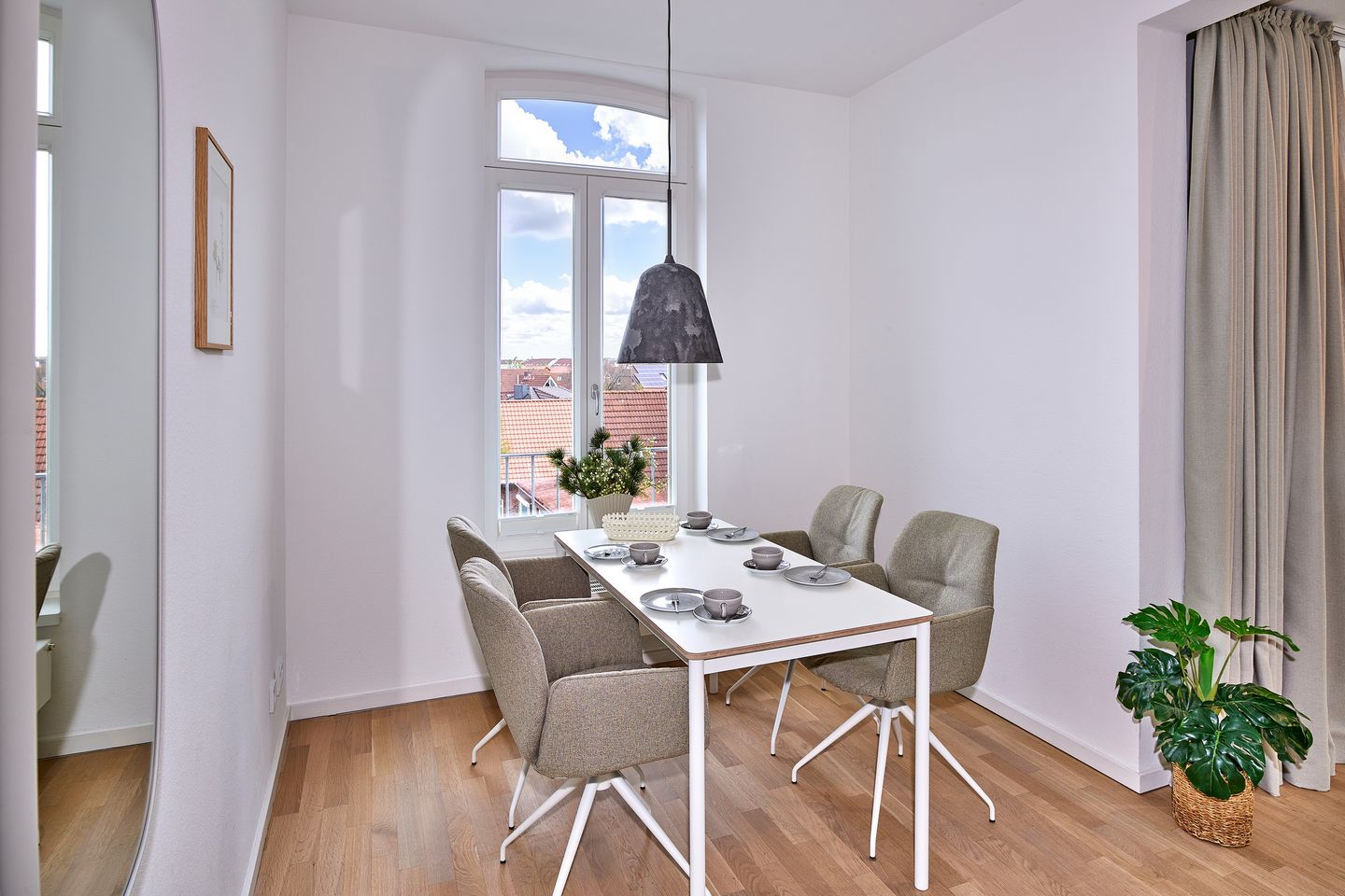 Lüttjeod Apartmentvilla Lüttjeod Apartmentvilla 18 Langeoog - Wohn-Essbereich mit Esstisch im lalo18, Hauptstraße 9, Lüttjeod Apartmentvilla 18 auf Langeoog