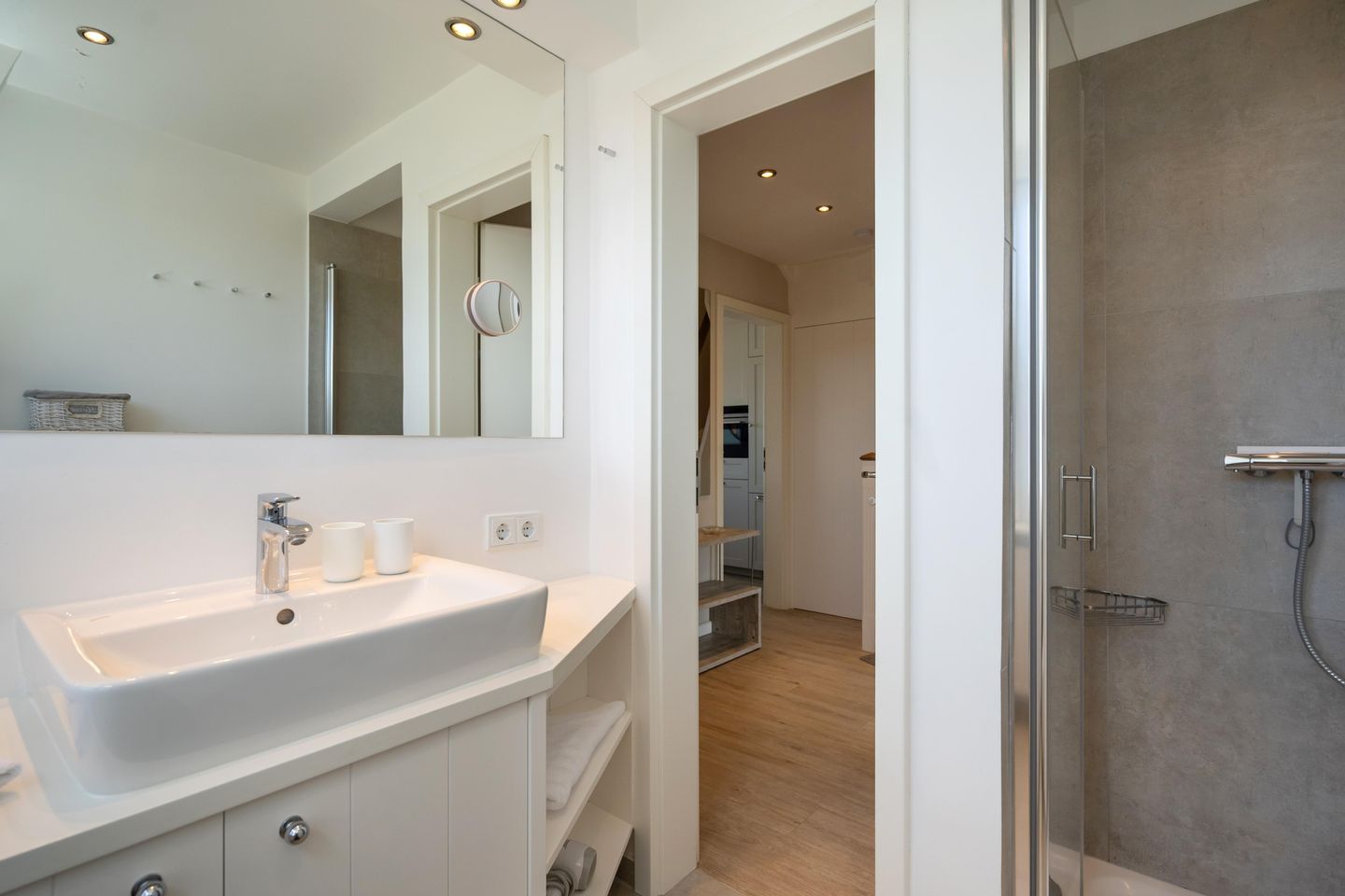  Silwai OG Tinnum Silwai OG - Badezimmer