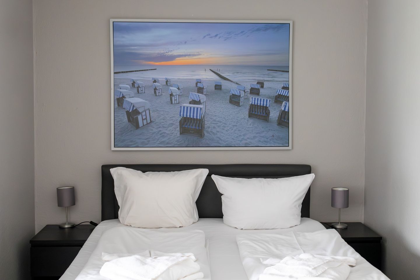  RES/408 - Residenz - Teilseeblick Scharbeutz - Bett