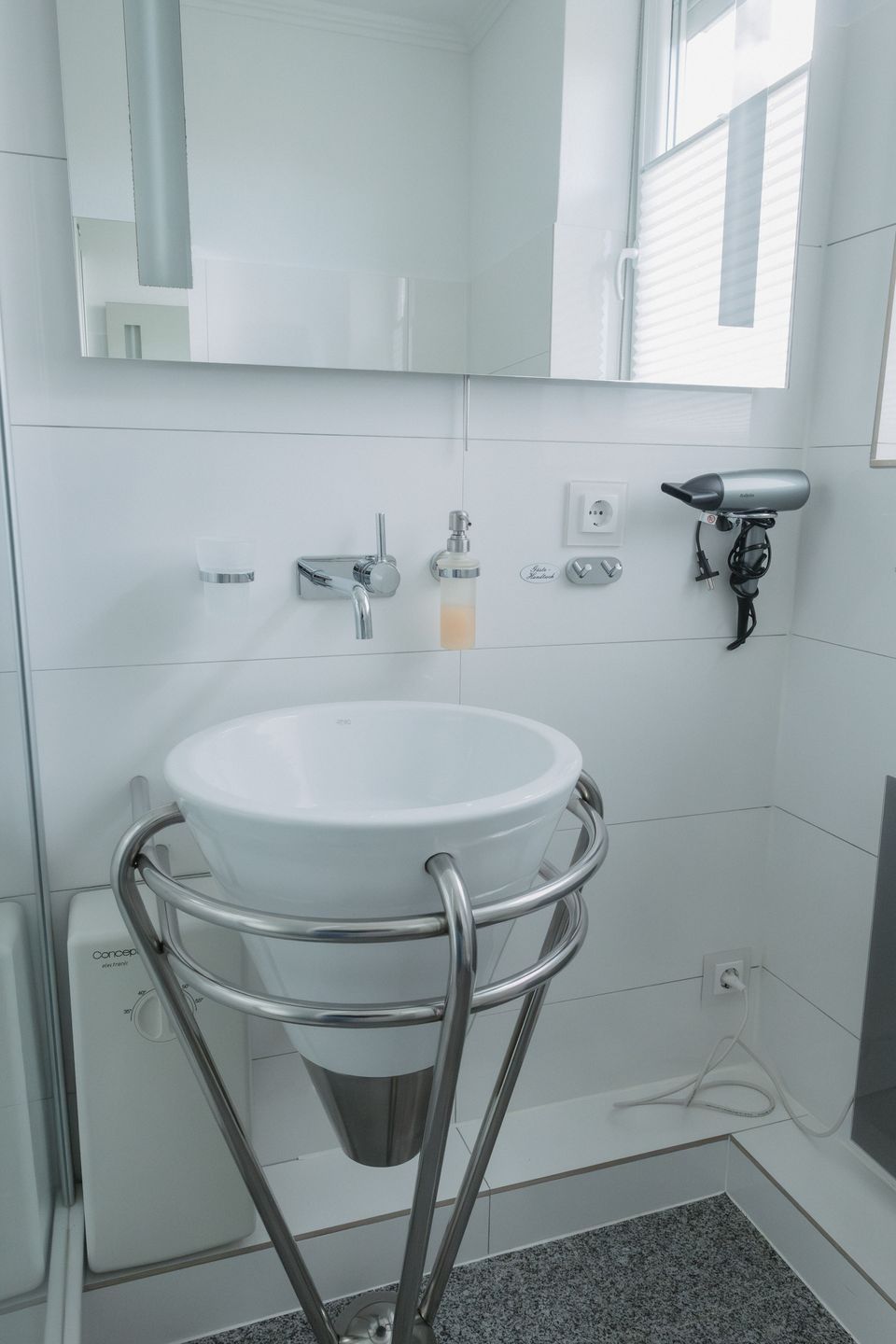  STR/016 - Haffblick Haffkrug - Badezimmer