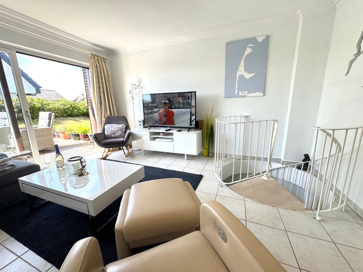  Seewievke - Fernsicht 10b, App. 3 Wenningstedt - Wohnzimmer