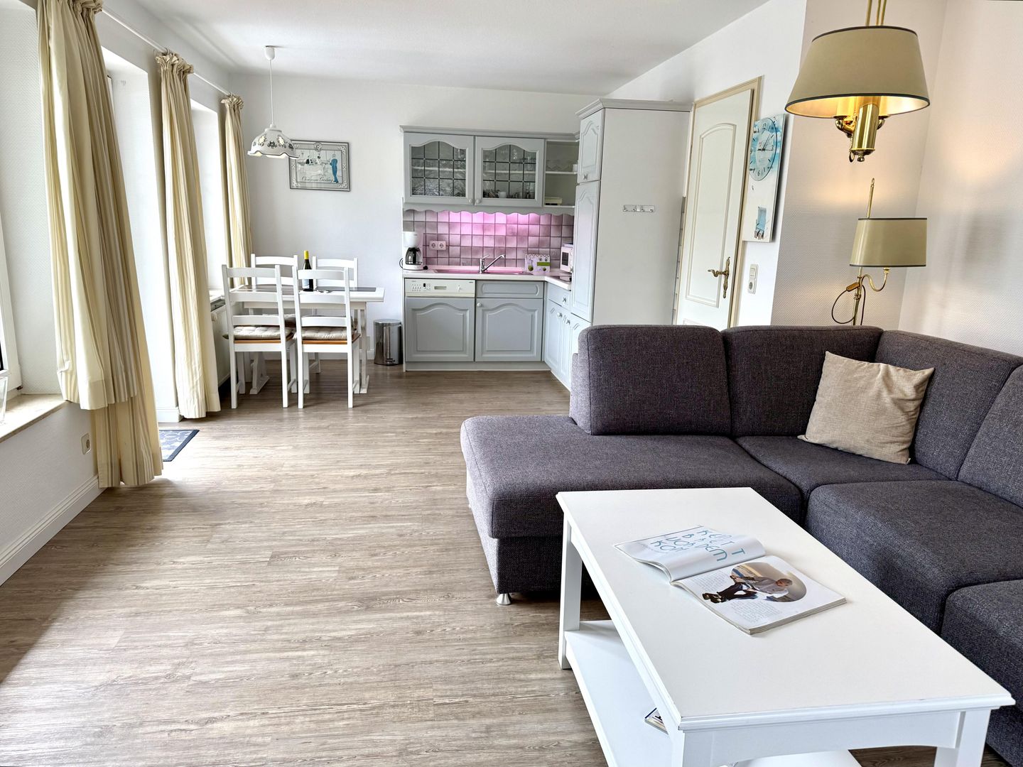  Süderstraße Whg. 10 – Landhaus Westerland Süderstraße Whg. 10 – Landhaus - Wohnzimmer