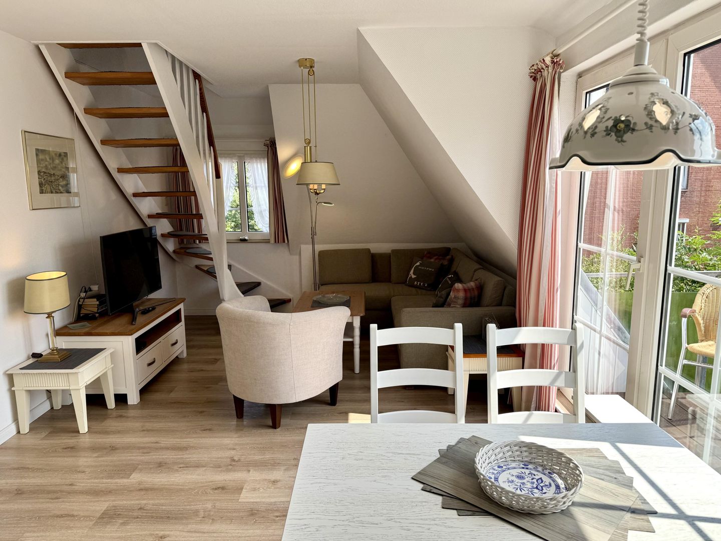  Süderstraße Whg. 12 – Landhaus Westerland Süderstraße Whg. 12 – Landhaus - Wohnzimmer