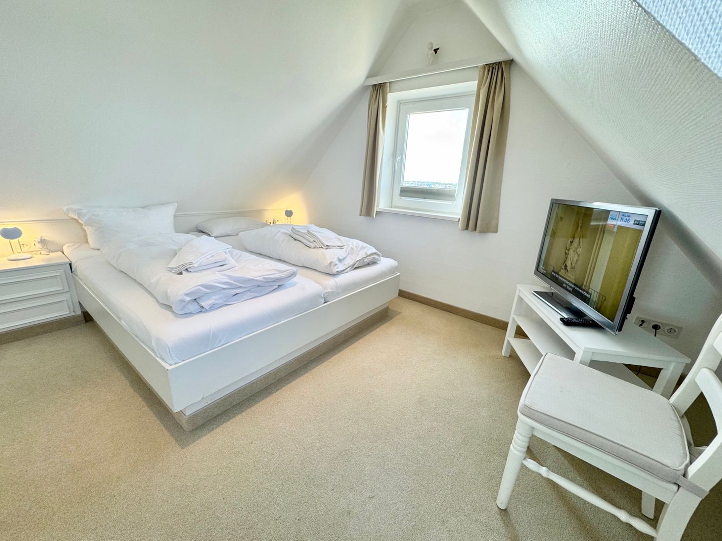  Trutz blanker Hans  - Dünenstr. 19, App. 8 Wenningstedt - Schlafzimmer