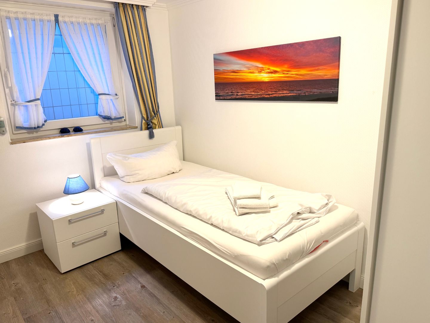  Trutz blanker Hans  - Dünenstr. 19, App. 9 Wenningstedt - Schlafzimmer