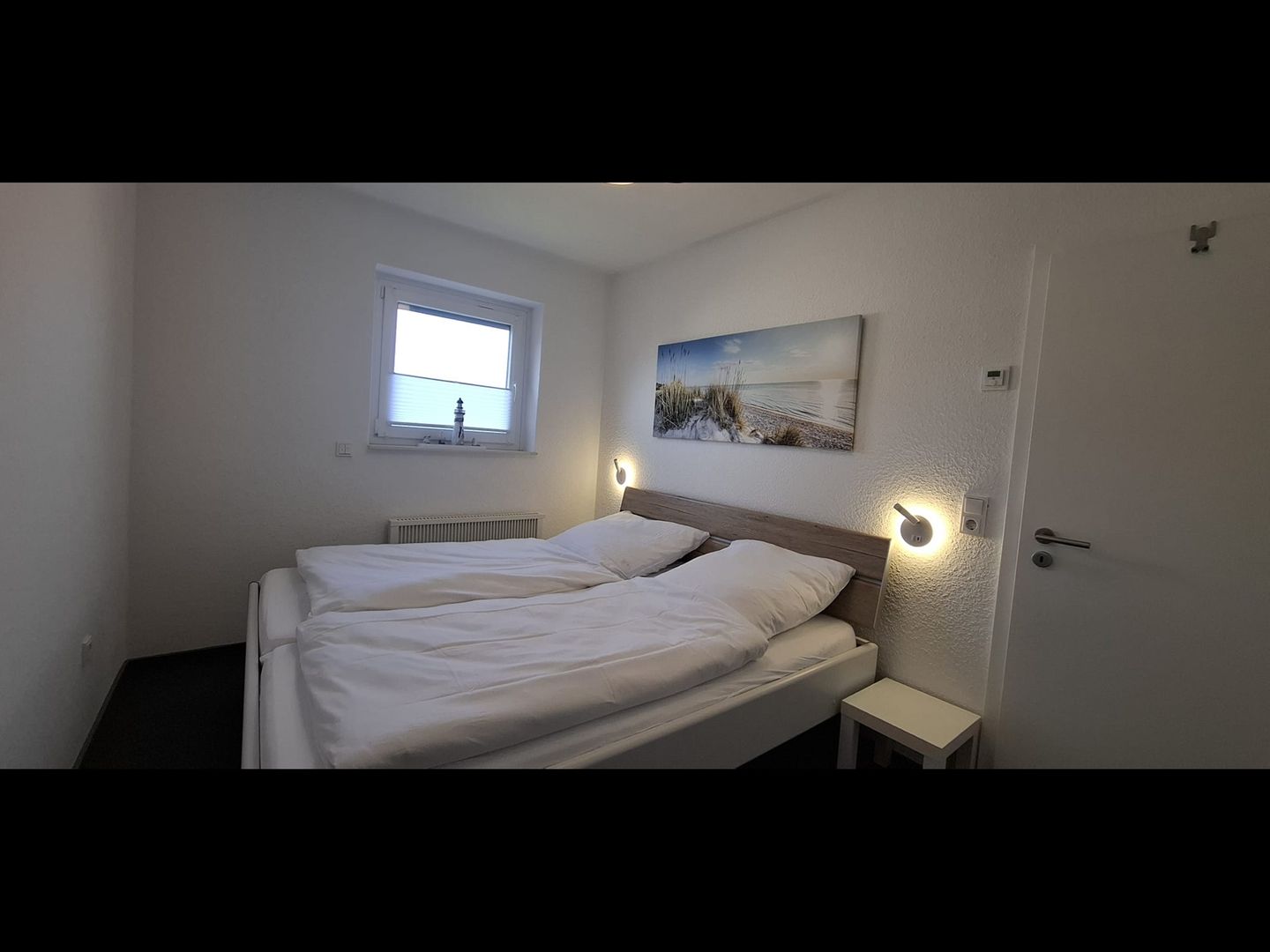  Deich in Sicht Neuharlingersiel - 