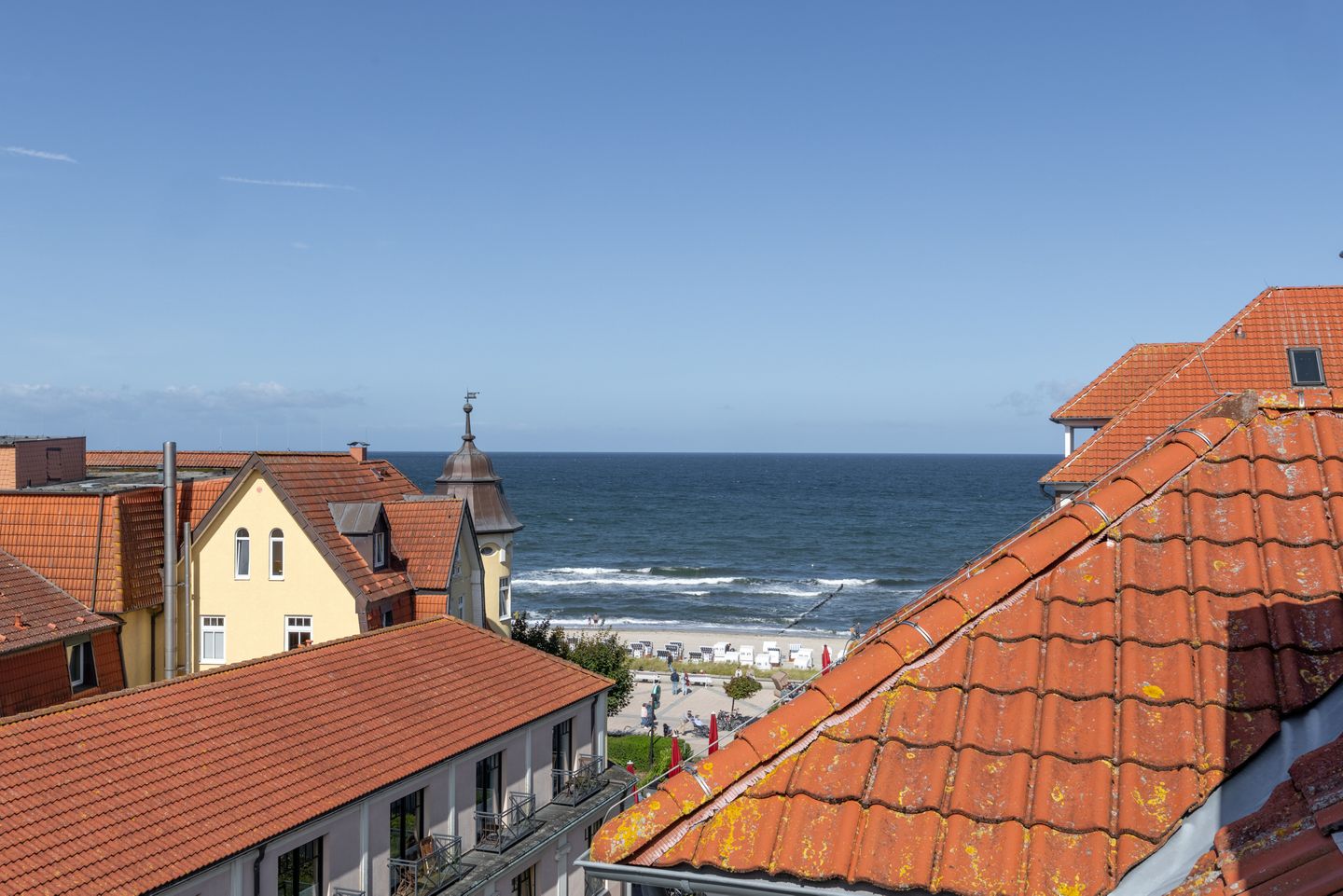 Meeresblick Meeresblick 507 Kühlungsborn - Seitlicher Meerblick im kbmb507, Meerblick 507, Ostseeallee 45 in Kühlungsborn