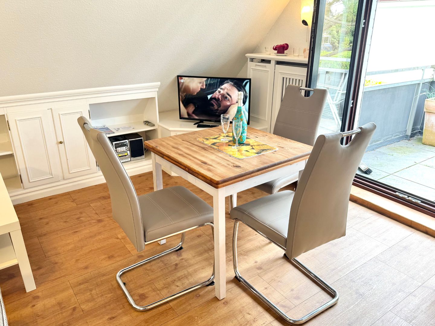  Im Grund 25, App. 5 Wenningstedt - Wohnzimmer