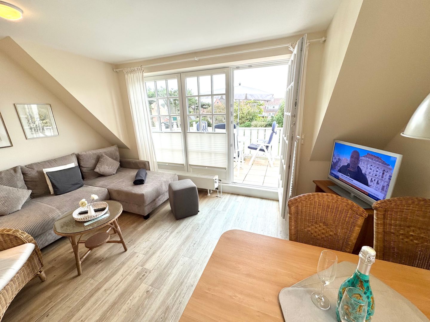  Weidenstieg 16A, App. 6 Wenningstedt - Wohnzimmer