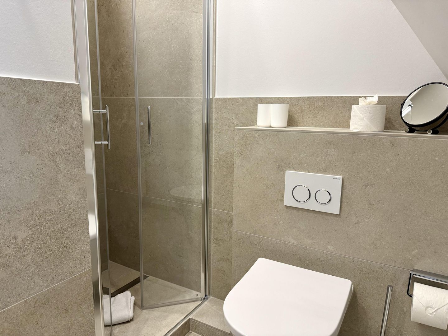  Freywind OG Tinnum Freywind OG - Badezimmer