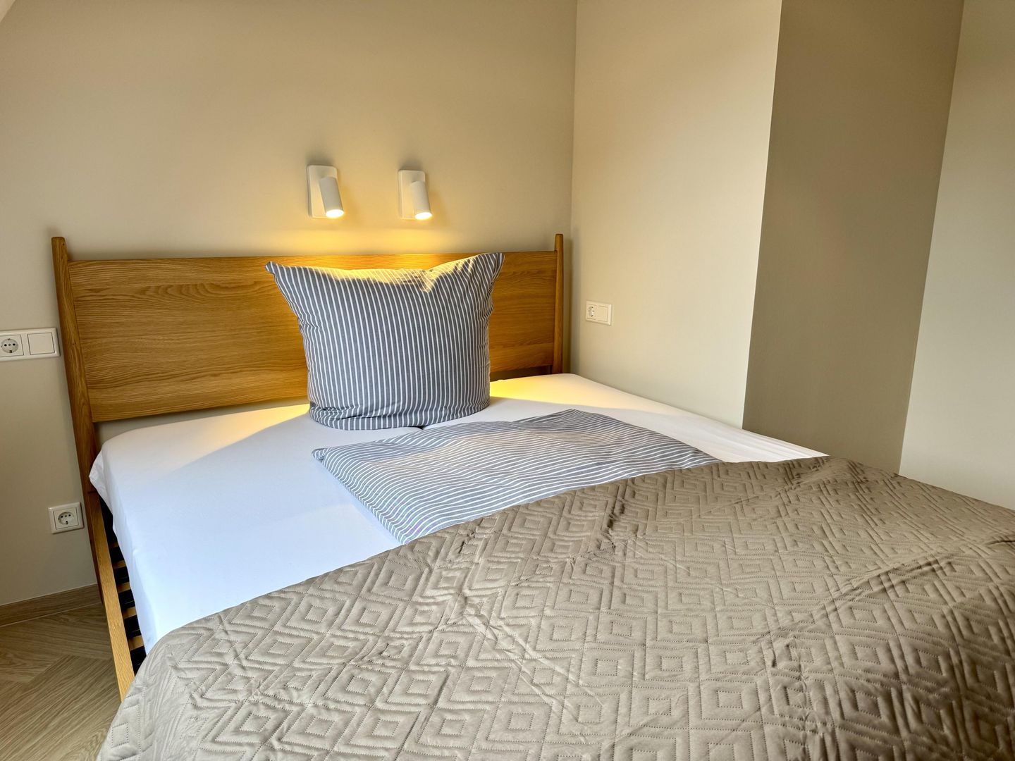  Freywind OG Tinnum Freywind OG - Schlafzimmer