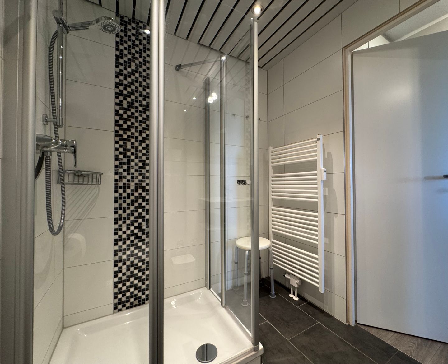  Berolina 330 - Ostseekrabbe Dahme - Badezimmer