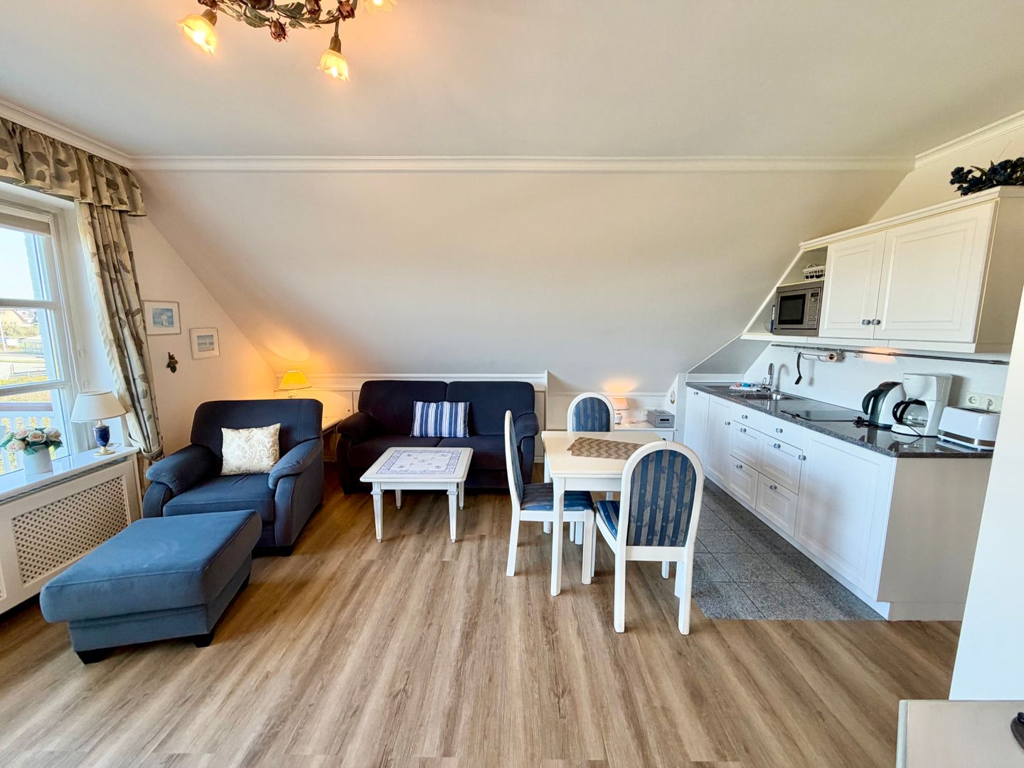 Dünenblick III  - Dünenstr. 7, App. 8 Wenningstedt - Wohnzimmer