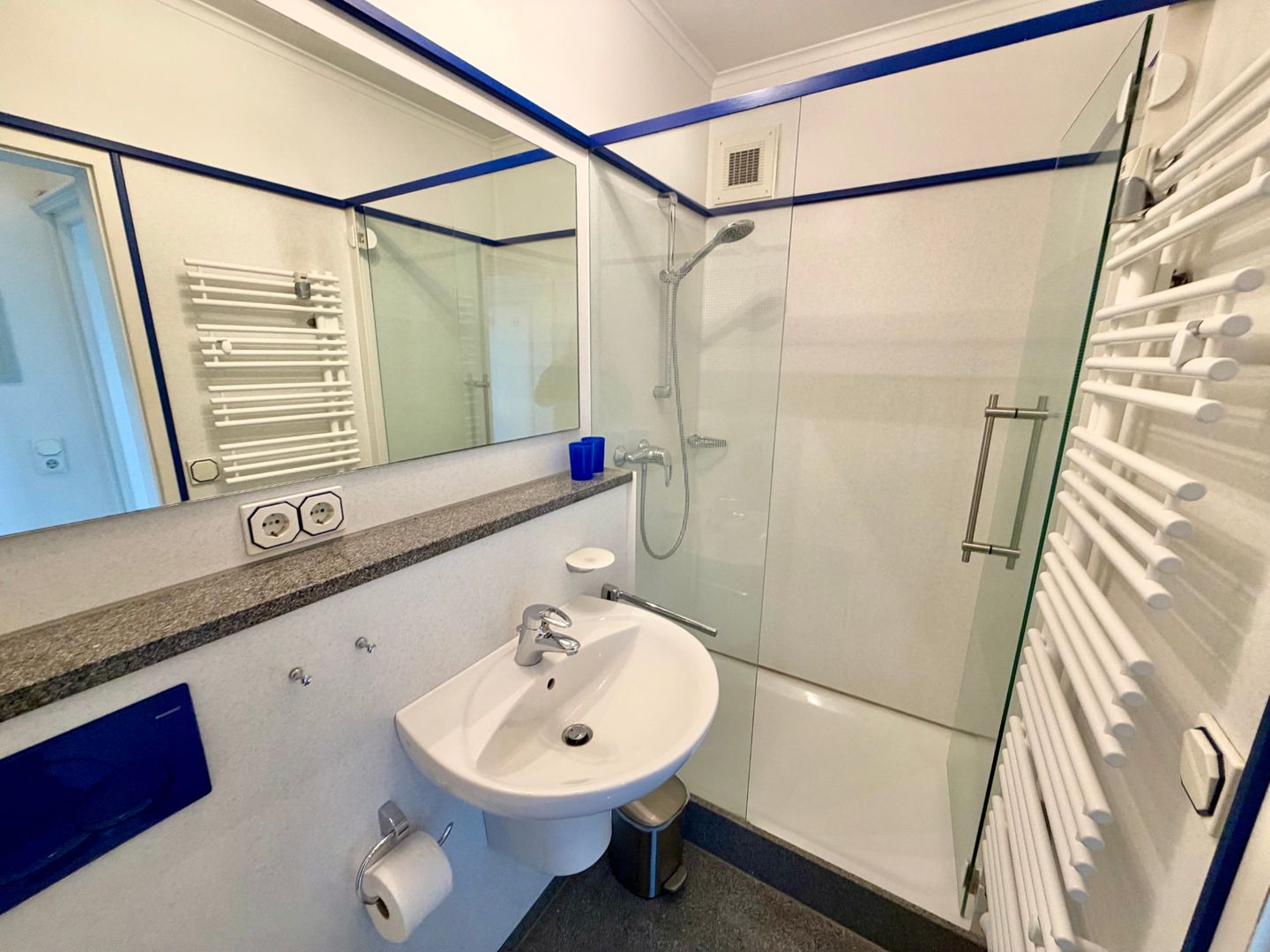  Dünenblick III  - Dünenstr. 7, App. 8 Wenningstedt - Badezimmer
