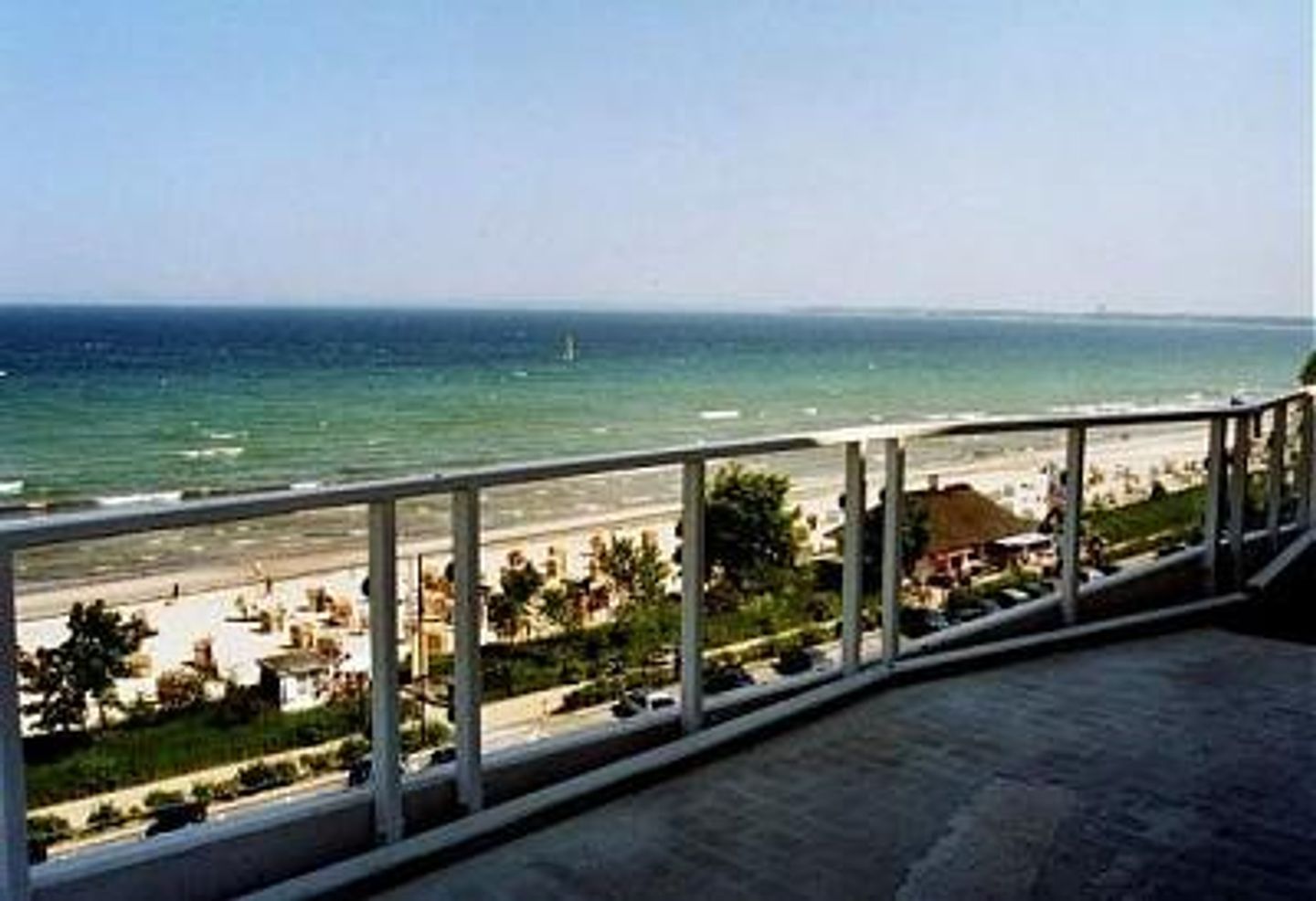 Riv/051 - Riviera - Seeblick - Aussenschwimmbad Scharbeutz - Meerblick