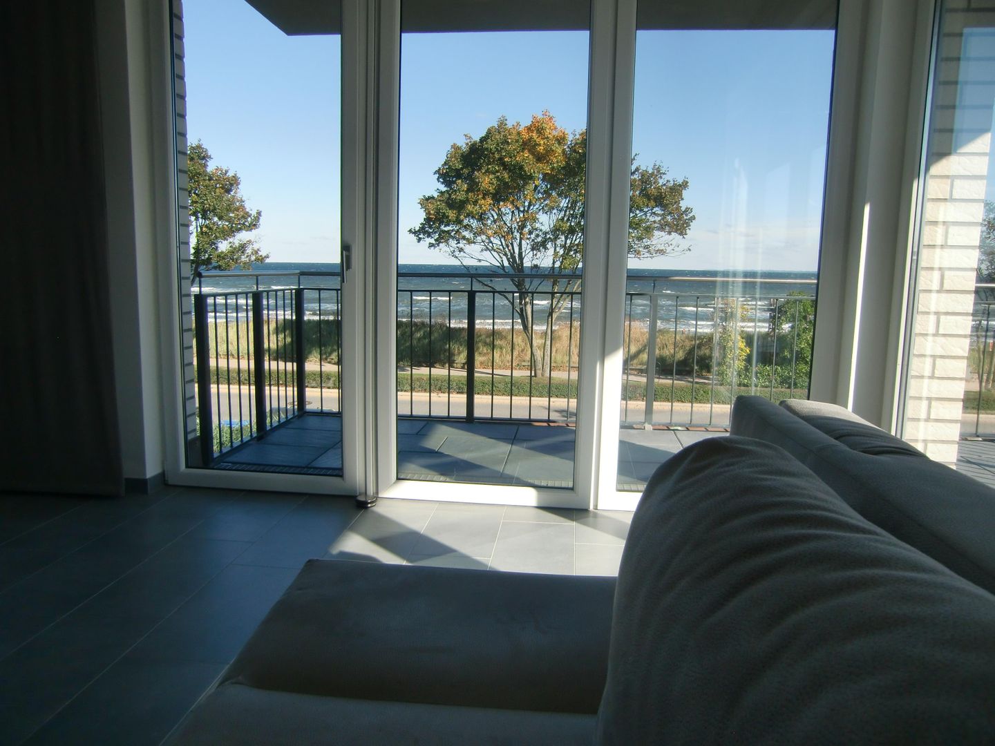 STR/714 - MehrBlick - Seeblick Haffkrug - Wohnzimmer