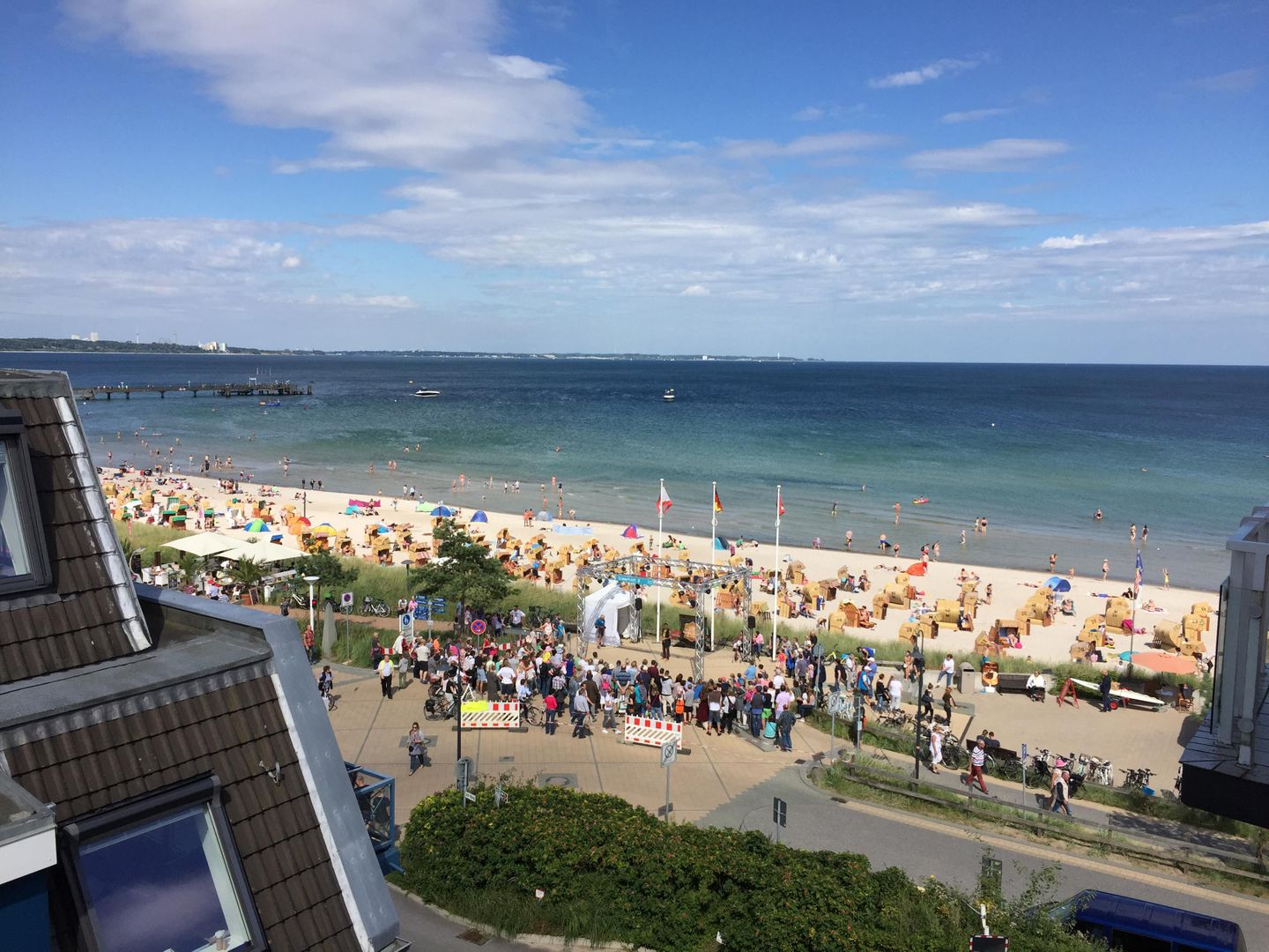 MON/27 - Montemare - Teilmeerblick Scharbeutz - Strand