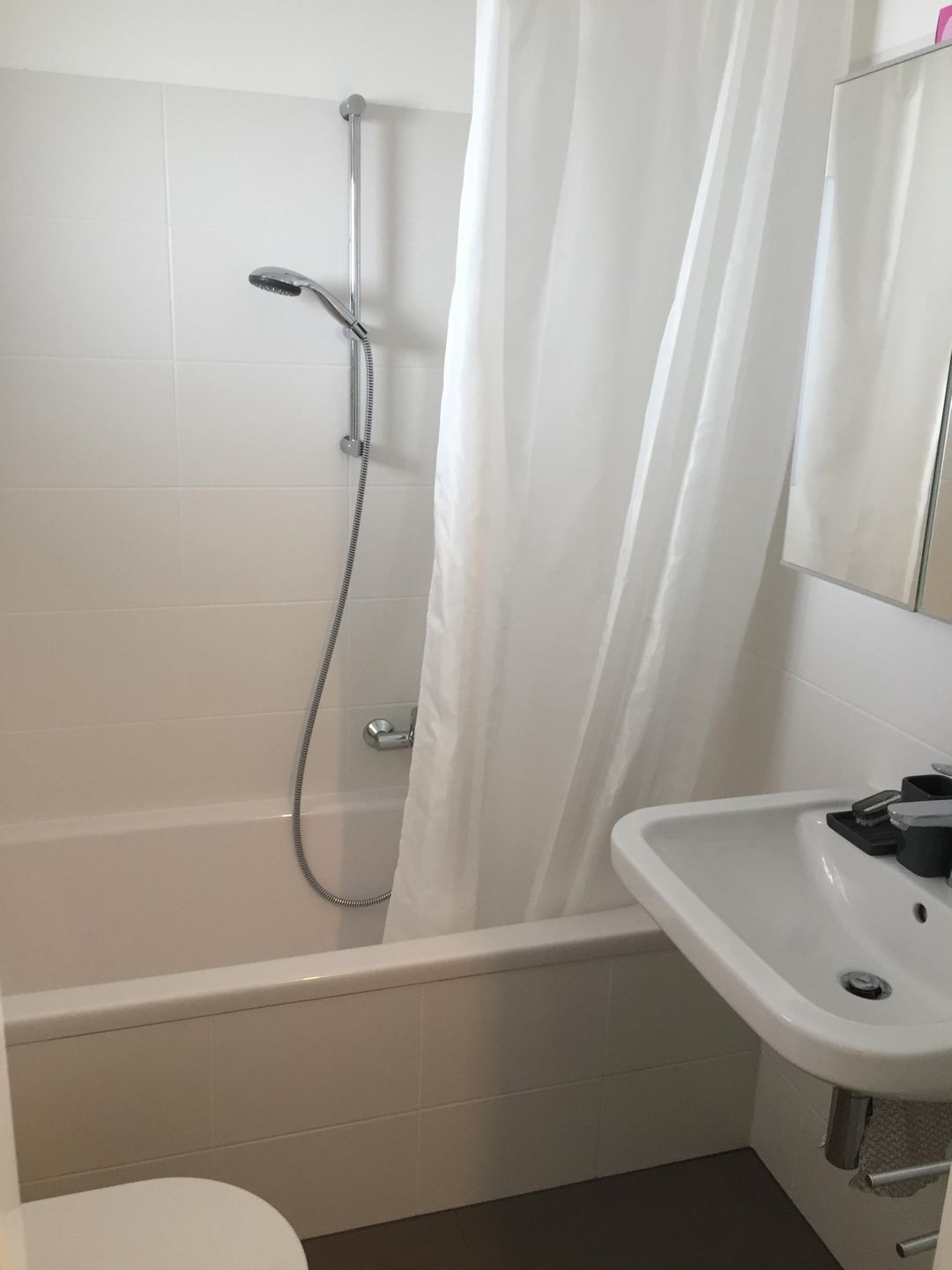 MON/27 - Montemare - Teilmeerblick Scharbeutz - Badezimmer