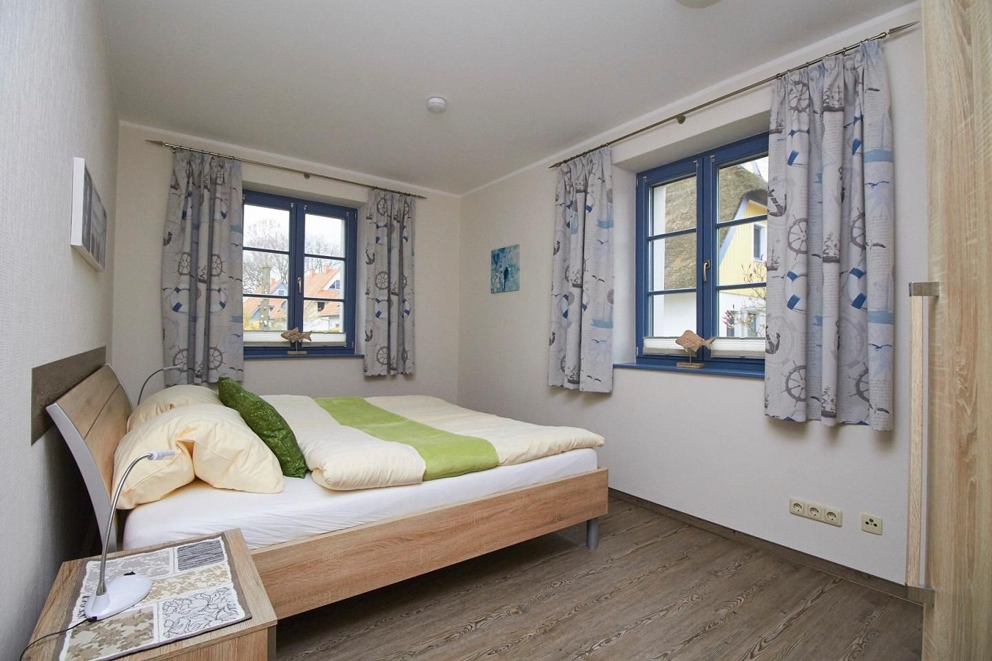  Neue Reihe 43 "Villa Regulus" EG (Whg. 1) Deutschland - Schlafzimmer