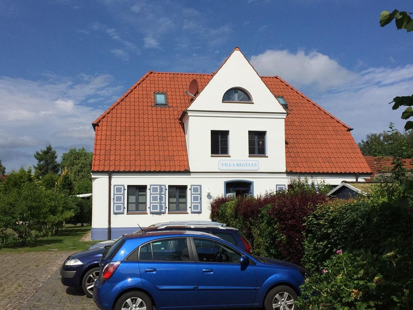  Neue Reihe 43 "Villa Regulus" OG Whg. 3 Deutschland - Fassade / Eingang