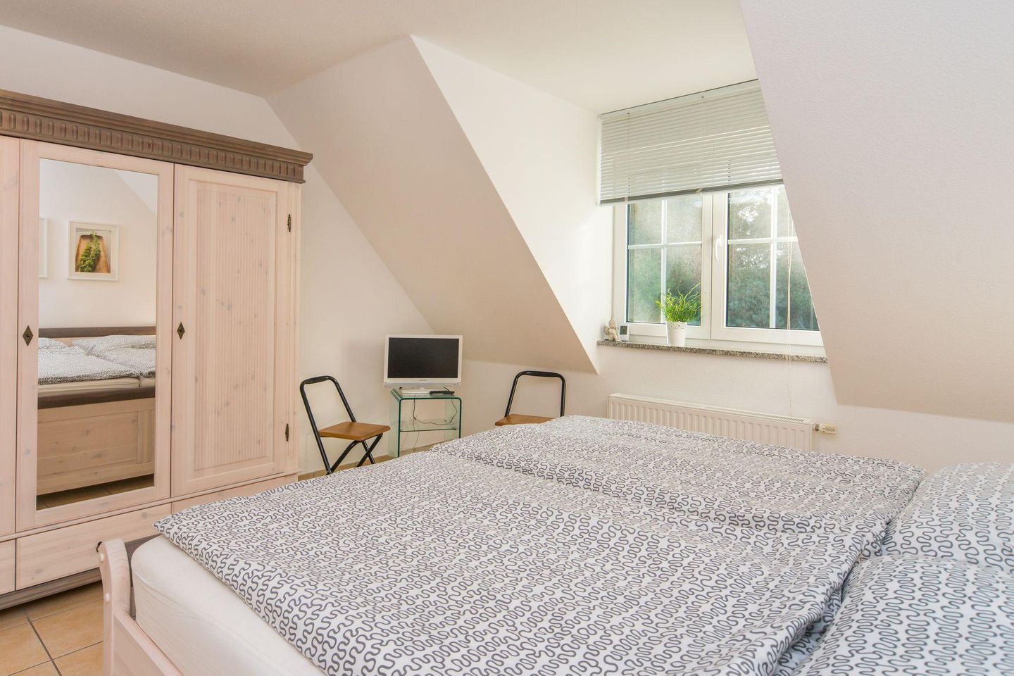  Neue Reihe 19b Deutschland - Schlafzimmer