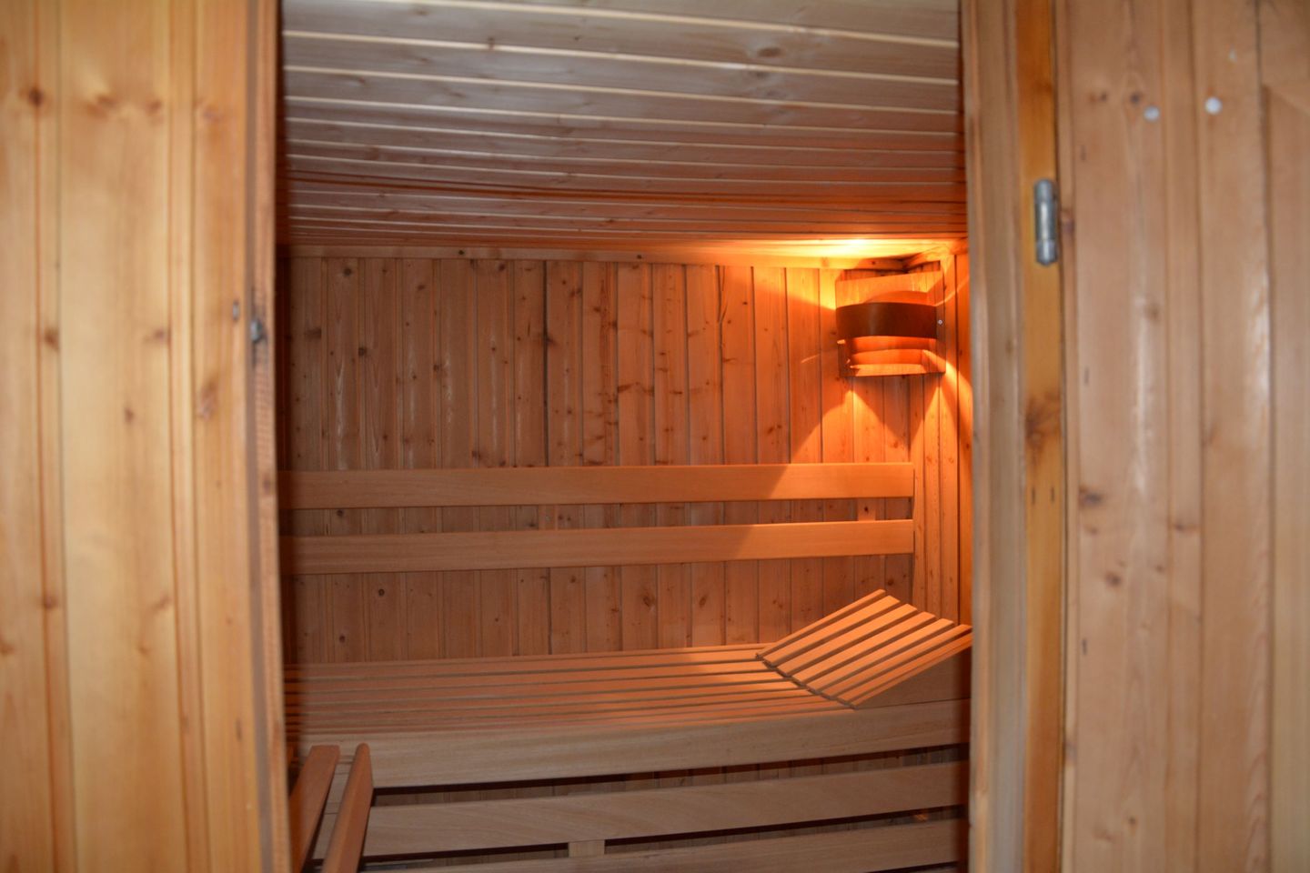 Haus Dünenrose Gemütliche kleine Ferienwohnung für 2 Personen am Waldrand Nebel auf Amrum - 