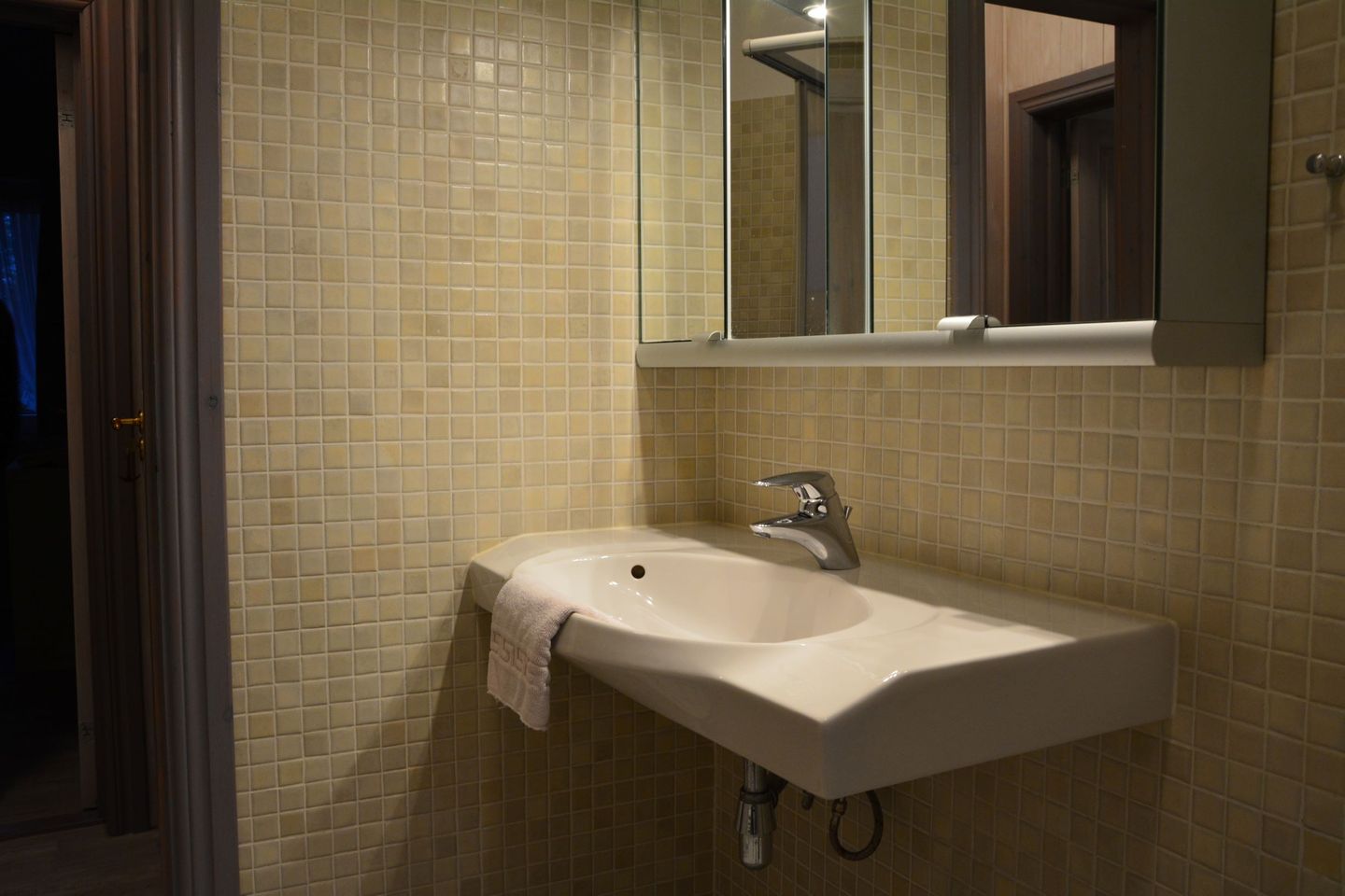 Haus Dünenrose Helle Ferienwohnung am Waldrand mit Terrasse und Strandkorb Nebel auf Amrum - 