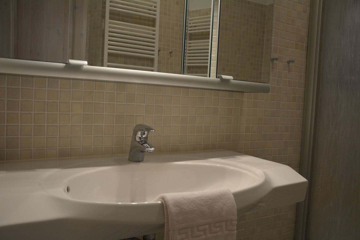 Haus Dünenrose Helle Ferienwohnung am Waldrand mit Terrasse und Strandkorb Nebel auf Amrum - 