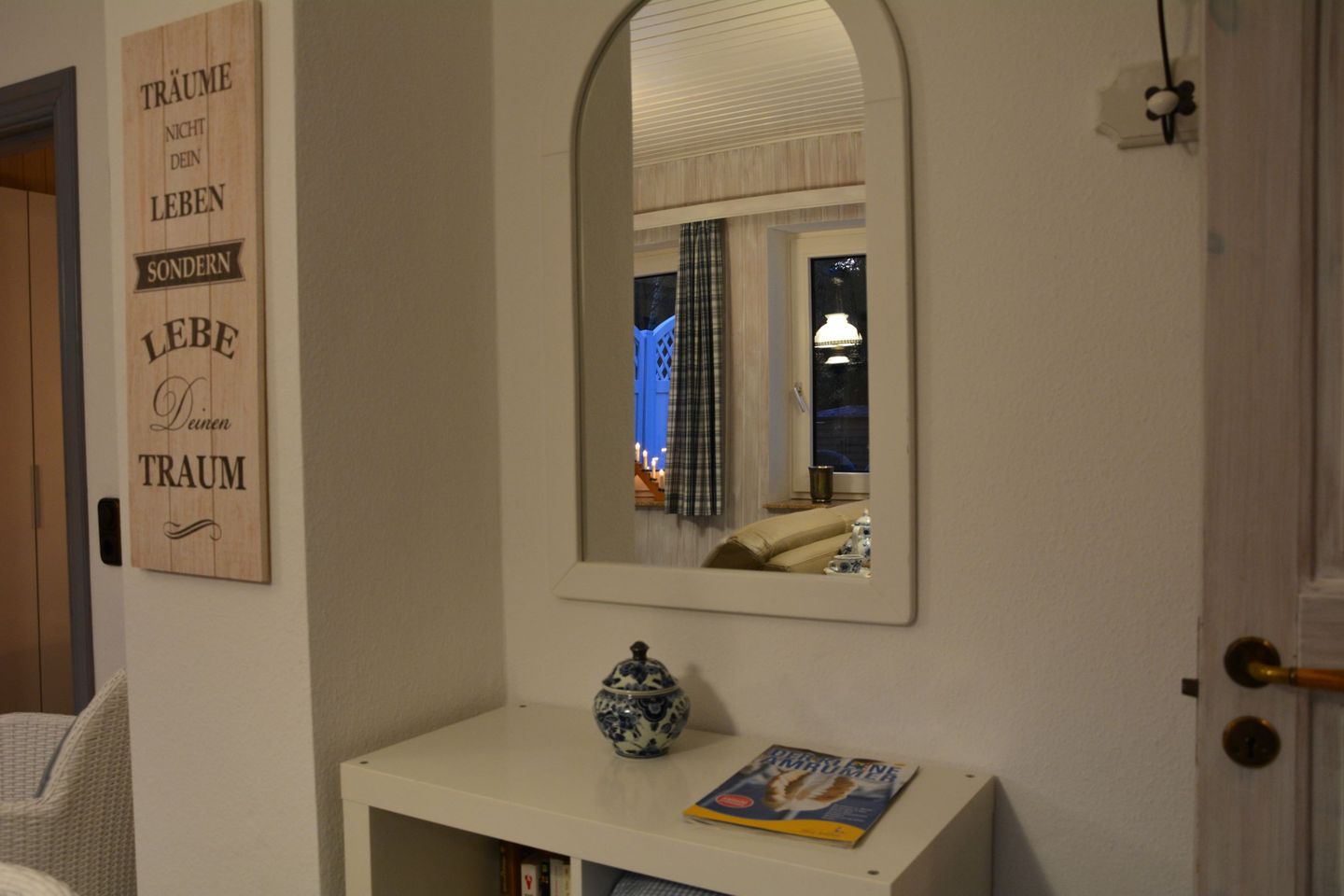 Haus Dünenrose Helle Ferienwohnung am Waldrand mit Terrasse und Strandkorb Nebel auf Amrum - 