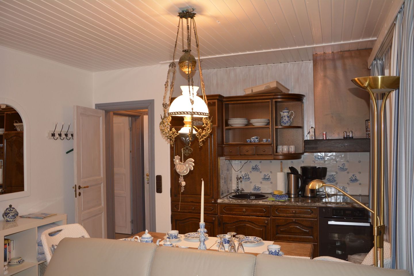 Haus Dünenrose Helle Ferienwohnung am Waldrand mit Terrasse und Strandkorb Nebel auf Amrum - 