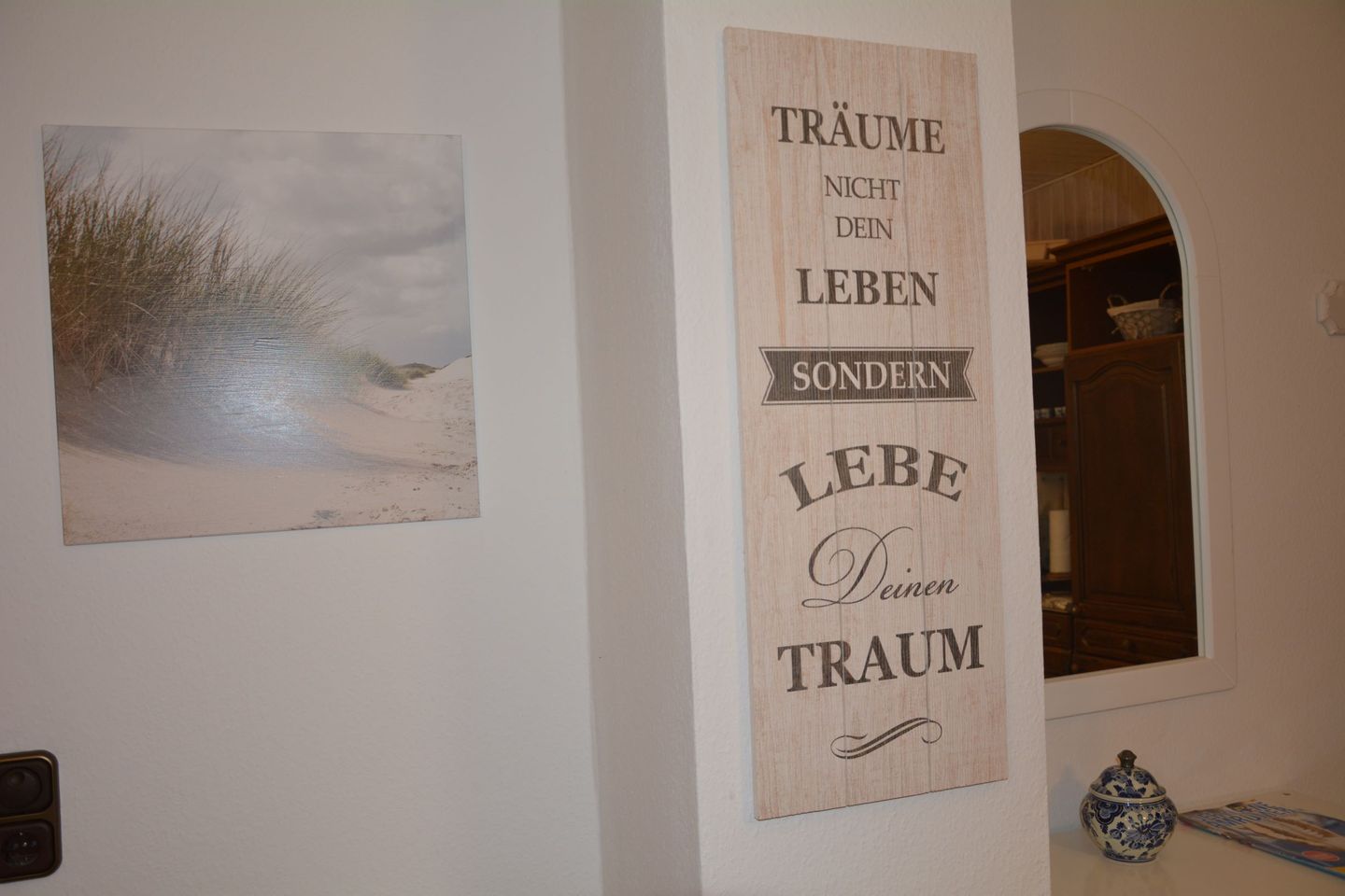 Haus Dünenrose Helle Ferienwohnung am Waldrand mit Terrasse und Strandkorb Nebel auf Amrum - 