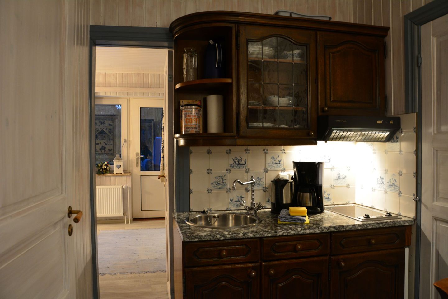 Haus Dünenrose Schöne kleine Wohnung  für 2 Personen im EG mit Terrasse und Strandkorb Nebel auf Amrum - 