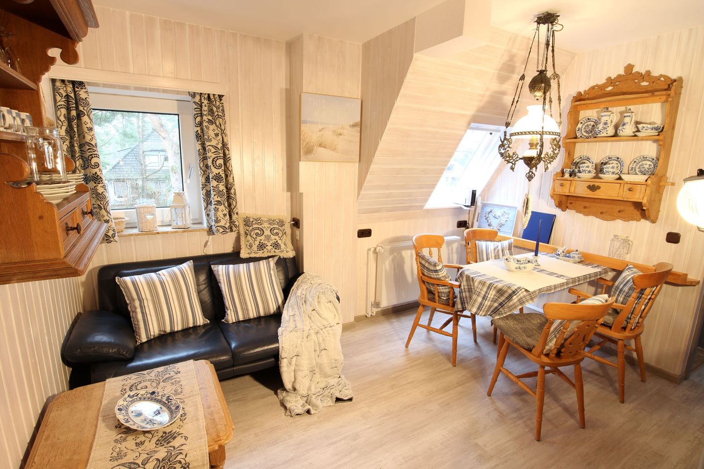 Haus Dünenrose FeWo Austernfischer im 1. OG für 4 Personen Nebel auf Amrum - 