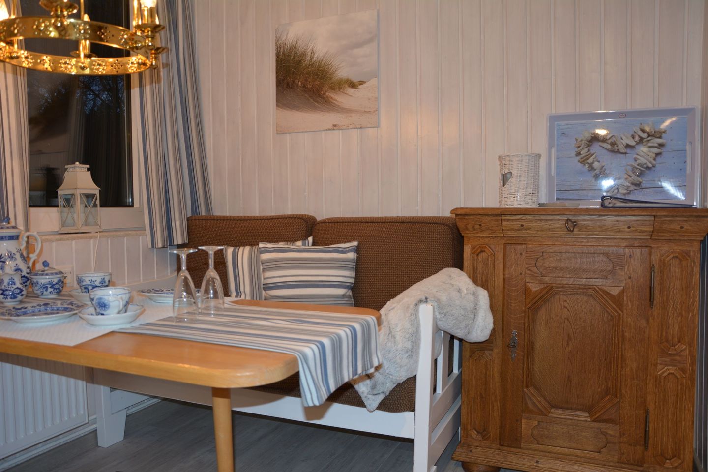 Haus Dünenrose Gemütliche kleine Ferienwohnung für 2 Personen am Waldrand Nebel auf Amrum - 