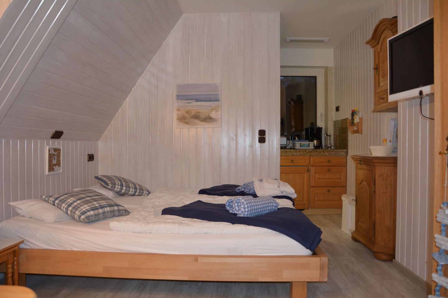 Haus Dünenrose Gemütliche kleine Ferienwohnung für 2 Personen am Waldrand Nebel auf Amrum - 