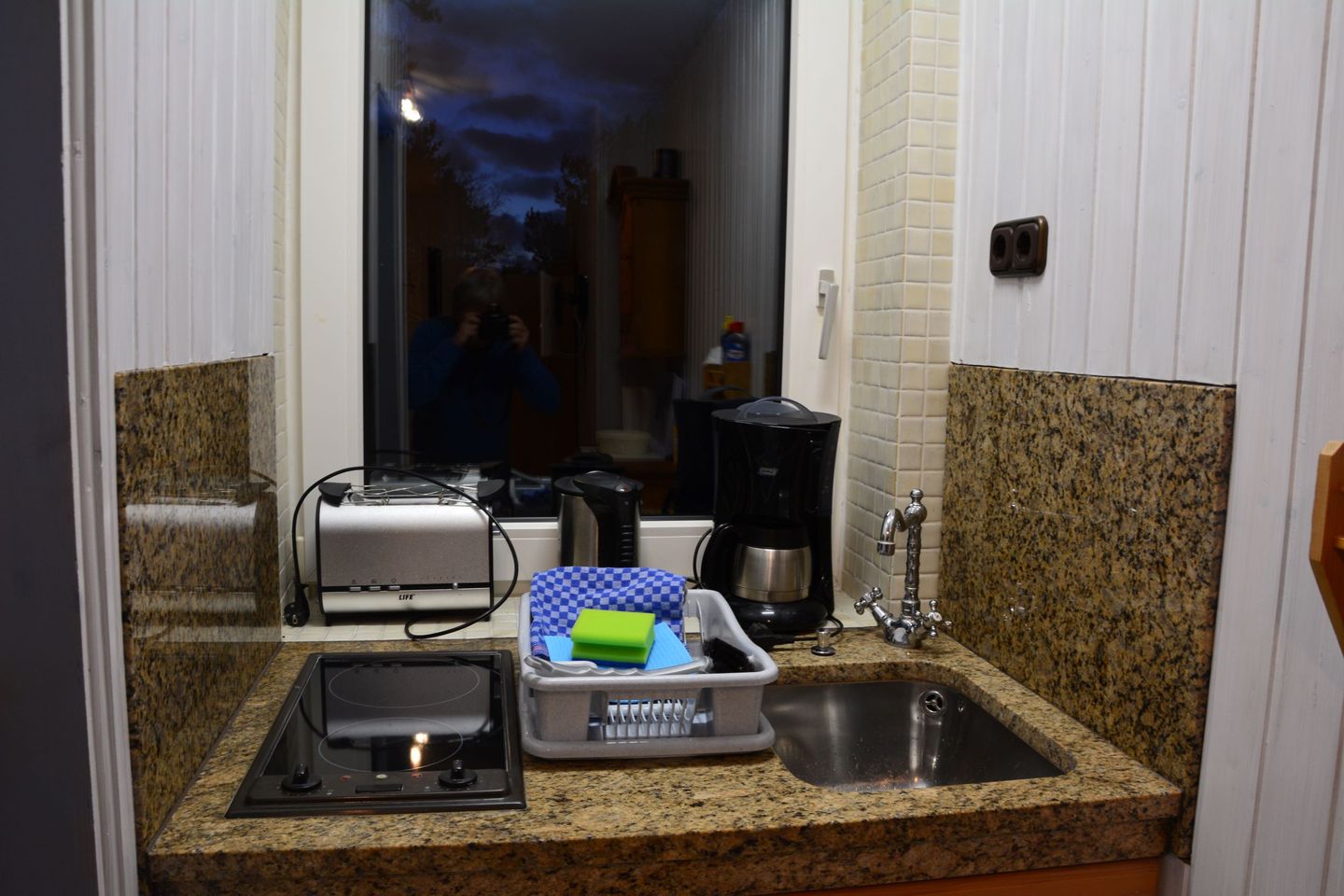 Haus Dünenrose Gemütliche kleine Ferienwohnung für 2 Personen am Waldrand Nebel auf Amrum - 