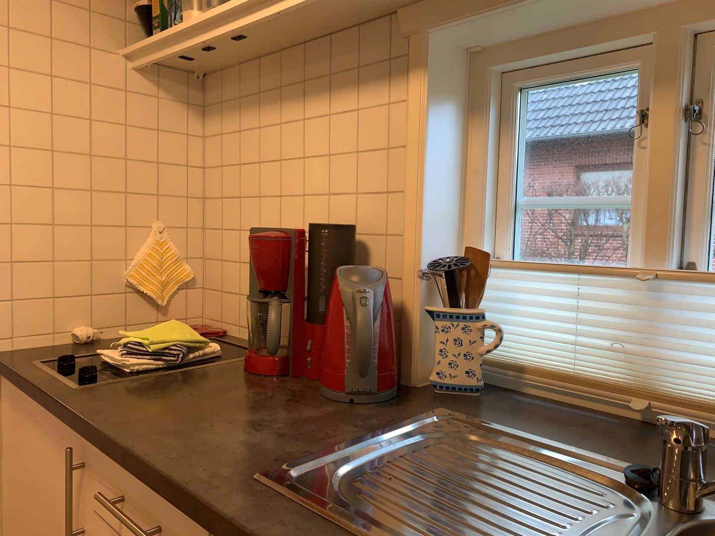 Friesenhaus Arnold Schöne Ferienwohnung in Reetdachhaus im Ortskern von Nebel. Nebel auf Amrum - 