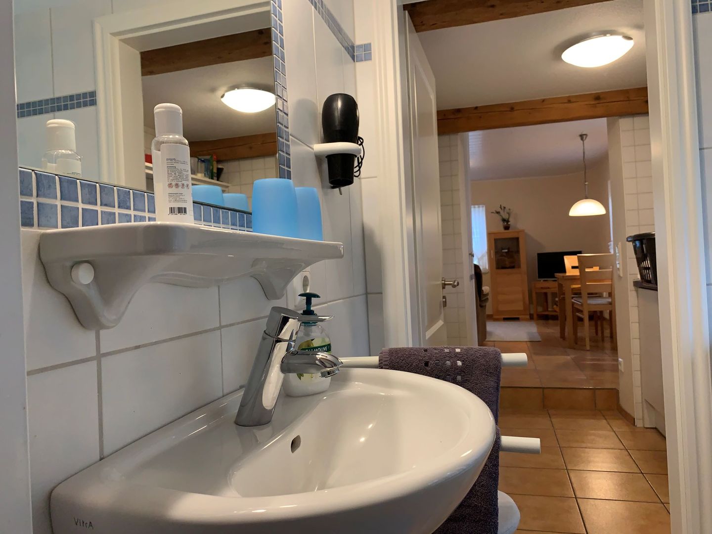 Friesenhaus Arnold Schöne Ferienwohnung in Reetdachhaus im Ortskern von Nebel. Nebel auf Amrum - 